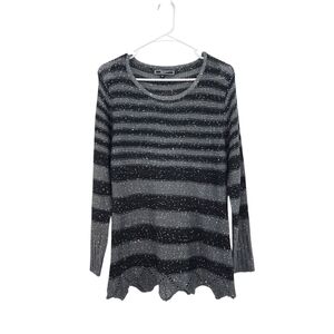 Zashi Women's Striped Long Sleeve Embellished Sweatshirt - M